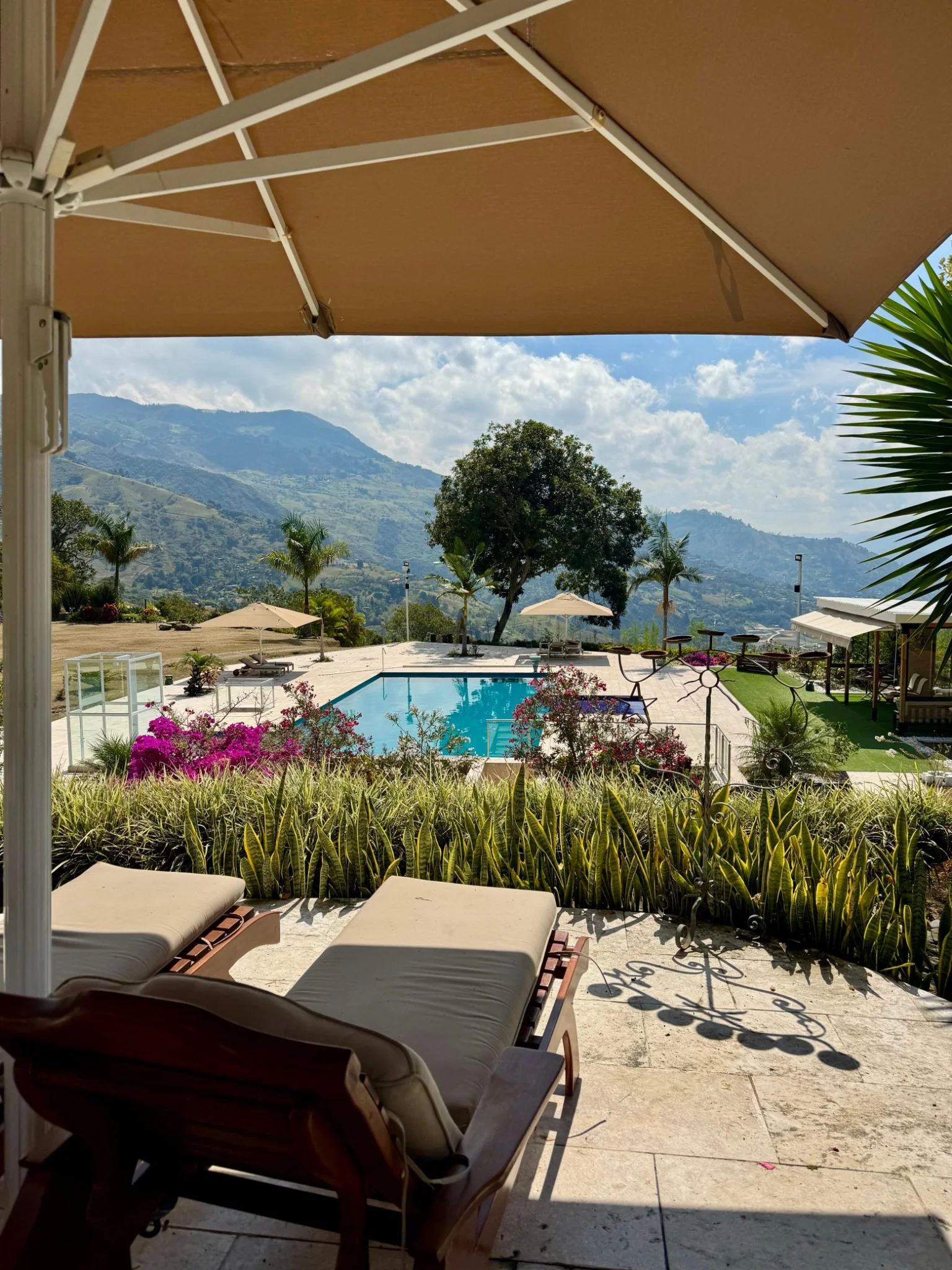 Villa Rosita 26 con piscina y montaña